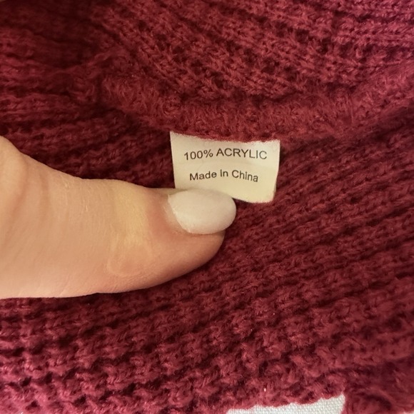 Taylor Swift All Too Well Red Beanie Taylor's Version Official Merch Sold Out - Picture 3 of 3